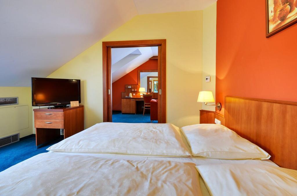 Hotel Filipinum Jablonne nad Orlici Room photo